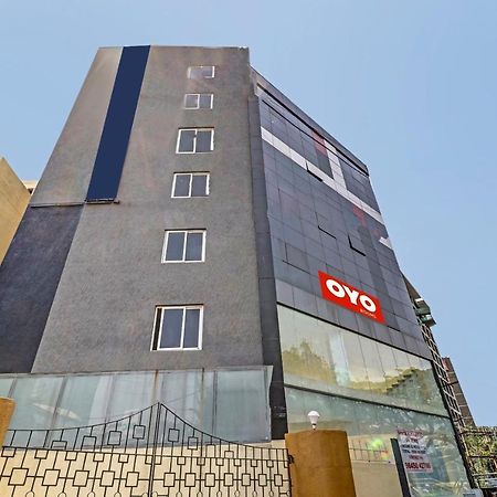 Hotel Oyo Townhouse 251 Richmond Circle Bengaluru Zewnętrze zdjęcie