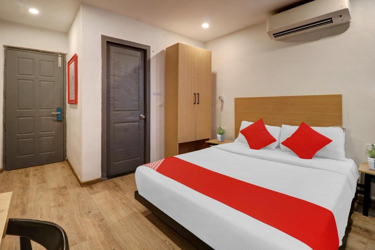 Hotel Oyo Townhouse 251 Richmond Circle Bengaluru Zewnętrze zdjęcie