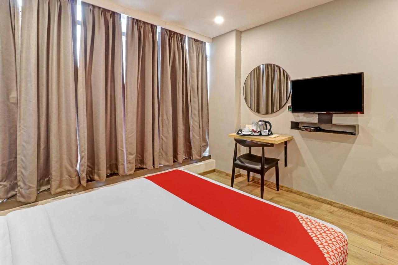 Hotel Oyo Townhouse 251 Richmond Circle Bengaluru Zewnętrze zdjęcie