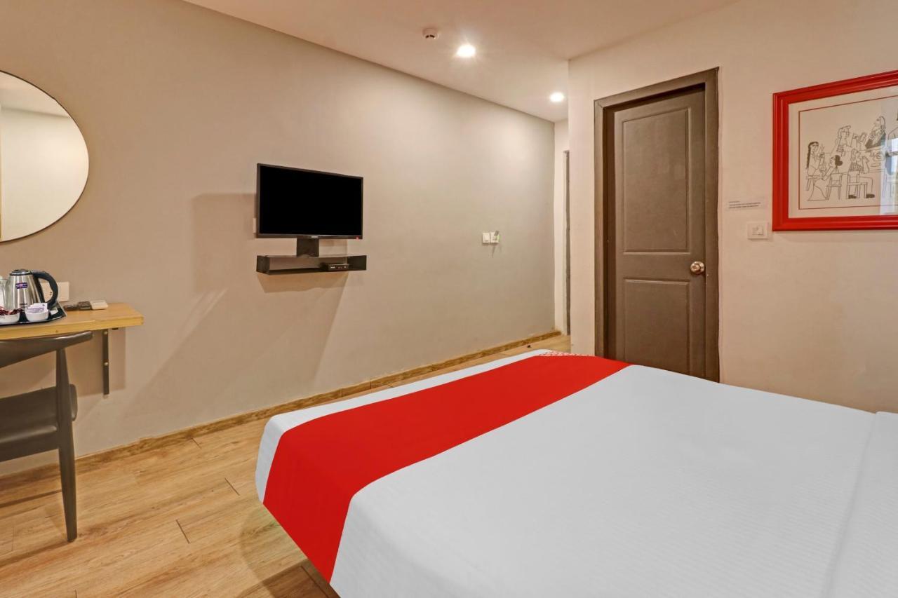 Hotel Oyo Townhouse 251 Richmond Circle Bengaluru Zewnętrze zdjęcie